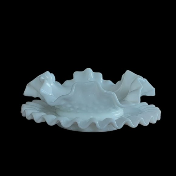 Vtg FENTON White Milk Glass Hobnail Ruffled Bowl & Saucer - Picture 2 of 5